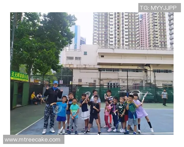 深圳网球队灵活性变革引发热议推动网球运动新发展