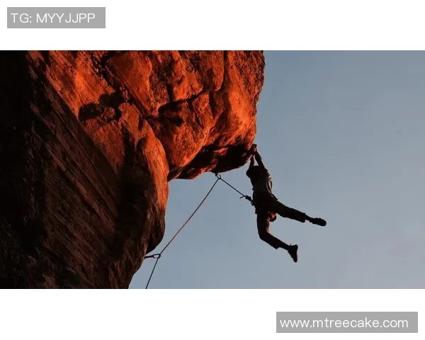 西安攀岩队的逆袭之旅:勇攀高峰的奋斗与坚持记录 西安攀岩队的逆袭之旅:勇攀高峰的奋斗与坚持记录